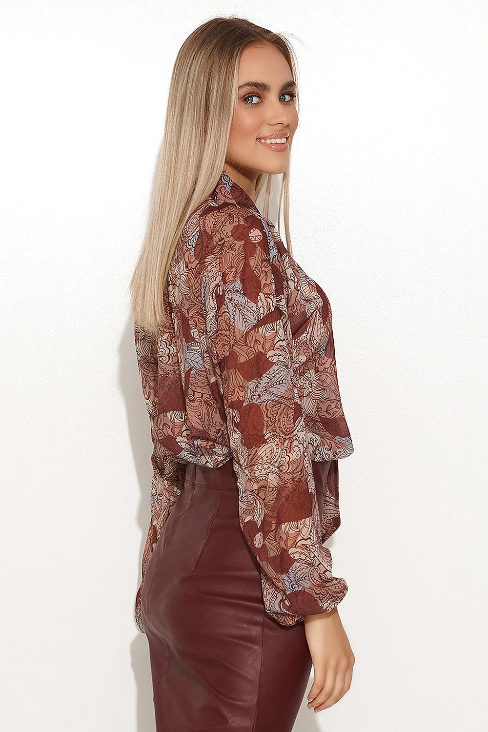 Blouse met bloemen motief van Makadamia